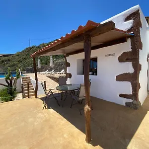 https://vivienda-vacacional-casa-lola.in-canary-islands.com